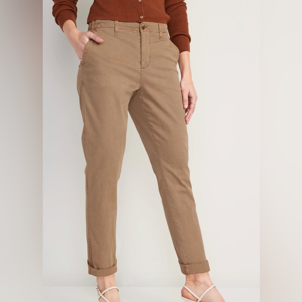 High-Waisted OGC Chino Pants for Women. New, never worn, no tags.